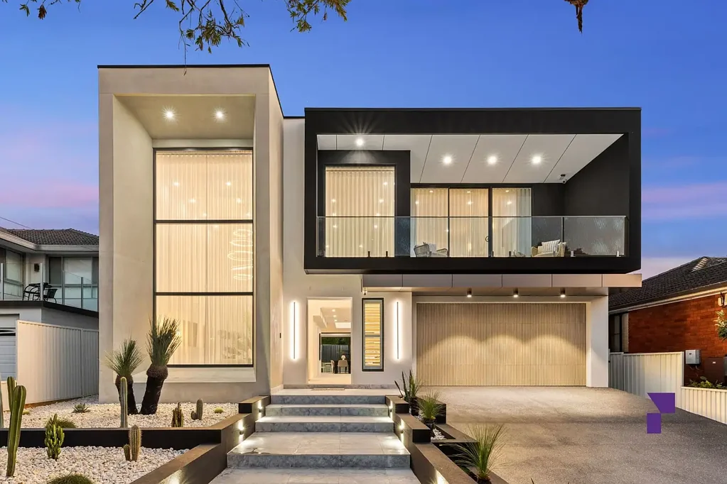 21 Bromley Avenue, Greenacre, NSW 2190