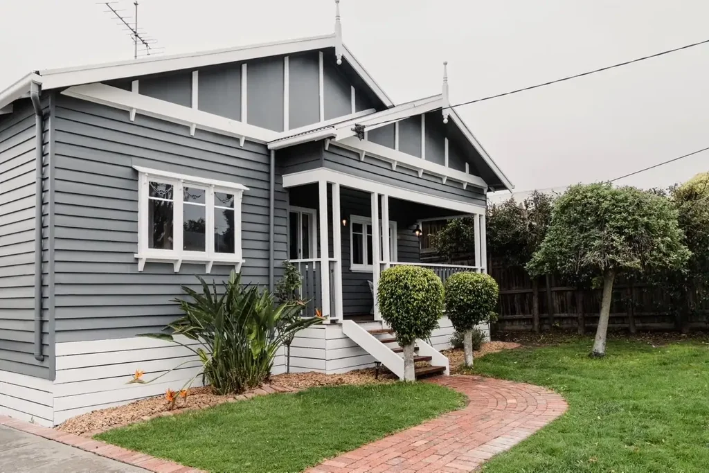 Torquay 4房  Fully Renovated Coastal Living With Future Flexibility