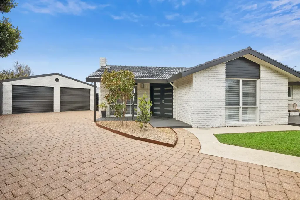 20 Miranda Close, Torquay, VIC 3228