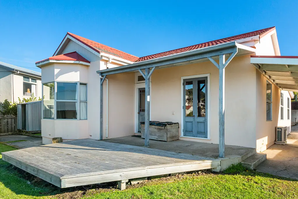 Oamaru 3ਬੈੱਡਰੂਮ Renovator's Dream in Prime Oamaru Location