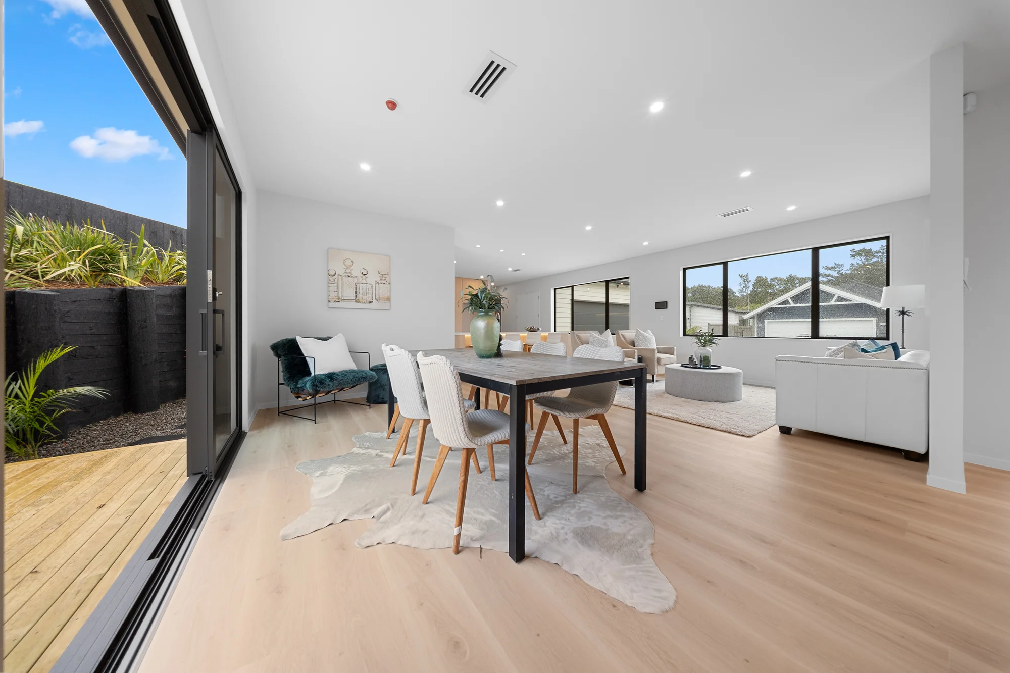 5 & 5A Hayley Court, Millwater, photo 7