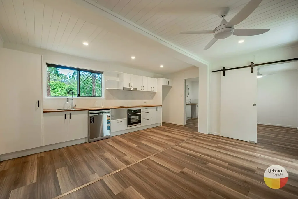 Russell Island 3房 保护区环绕 513m²地块 现代厨房 开放式起居 无忧交钥匙 岛屿生活便利 BRAND NEW AFFORDABLE HOME – TURN KEY - READY MAY 2026!