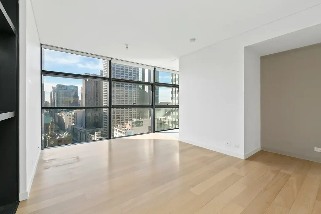 Modern 1-Bedroom Apartment in Lumiere Residences – Level 34 with North-Facing Views