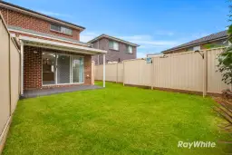 8 PLAYFORD GLD, Quakers Hill