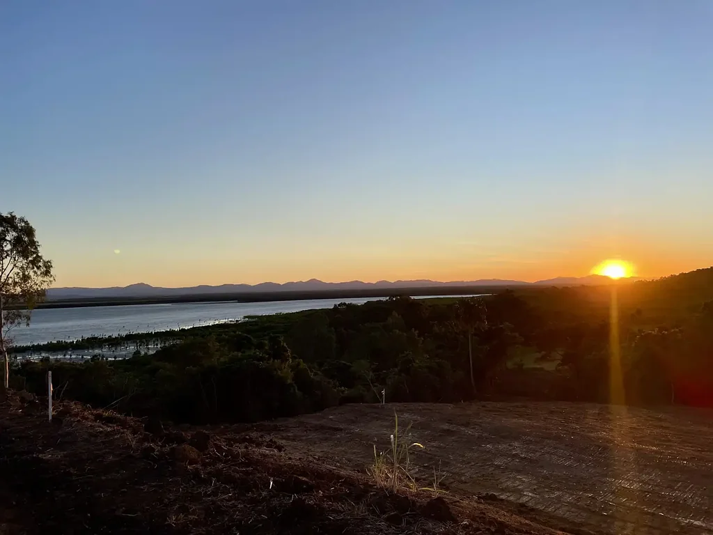 Conway ELEVATED WHITSUNDAY ACREAGE WITH BREATHTAKING VIEWS