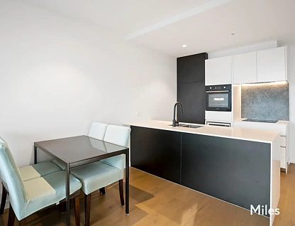 1005/443 Upper Heidelberg Road, Ivanhoe, North Melbourne, 2房, 1浴, Apartment