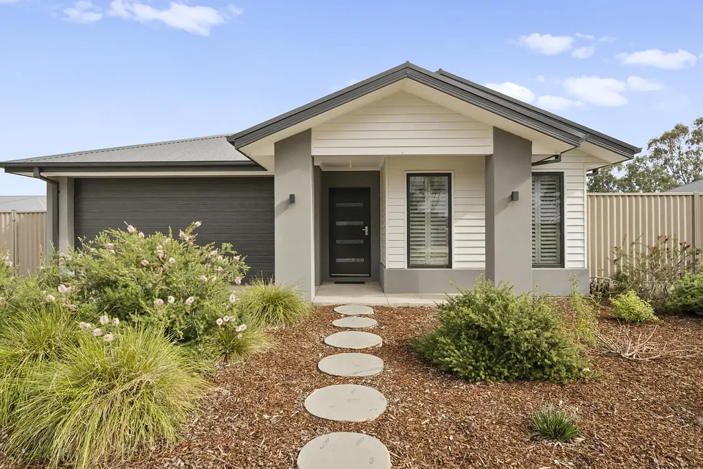 Nagambie 4ห้องนอน "Murrayvale"