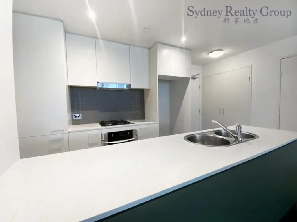 Prime location 2 bedroom in Zetland