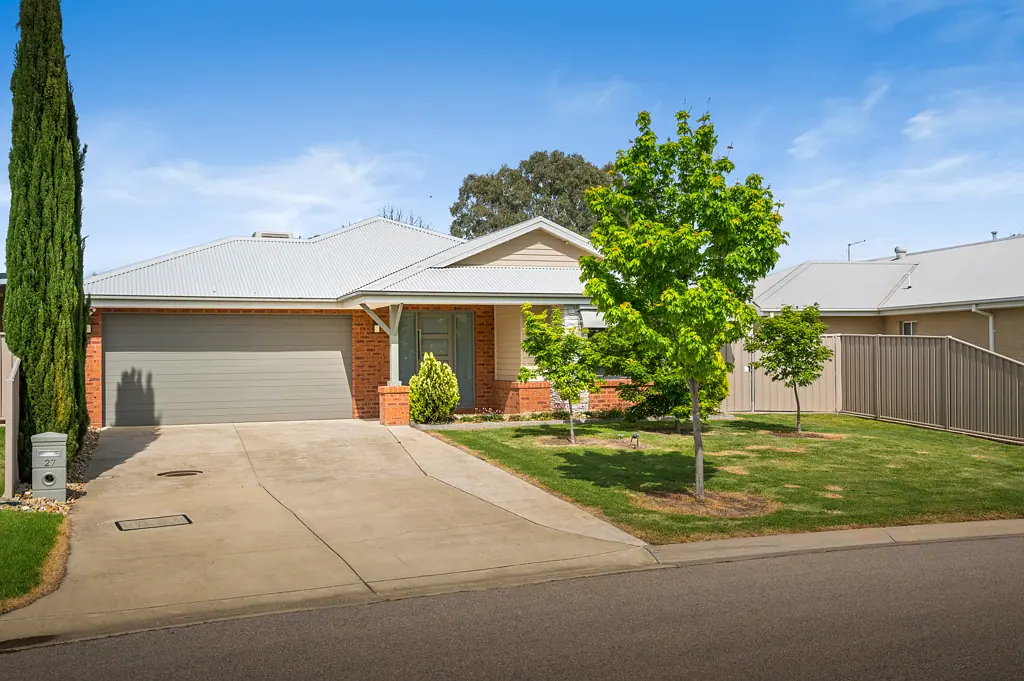 27 Kingfisher Drive, Wangaratta, VIC 3677