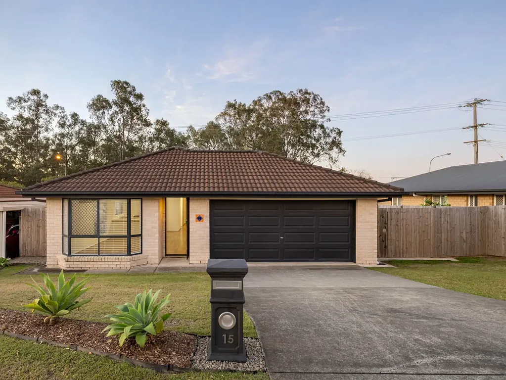 15 Lyrebird Lane, Bellbird Park, QLD 4300