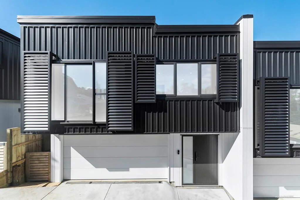 69D Chivalry Road, Glenfield, North Shore City, Auckland