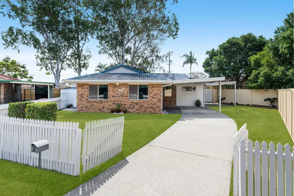 21 Brett Place, Wynnum West, QLD 4178