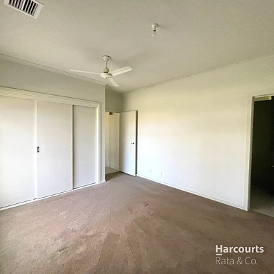 11 The Dairy, Epping, VIC 3076, 3房, 2浴, Townhouse