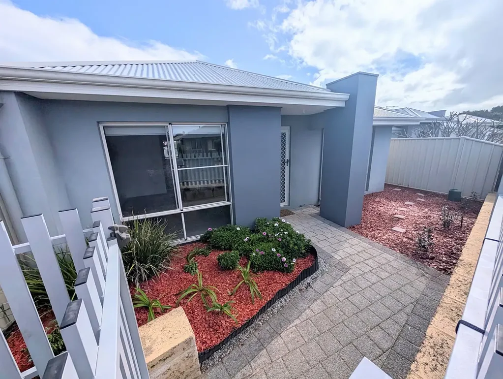 Golden Bay 4 Bedroom Modern Coastal Living 4 Bedrooms