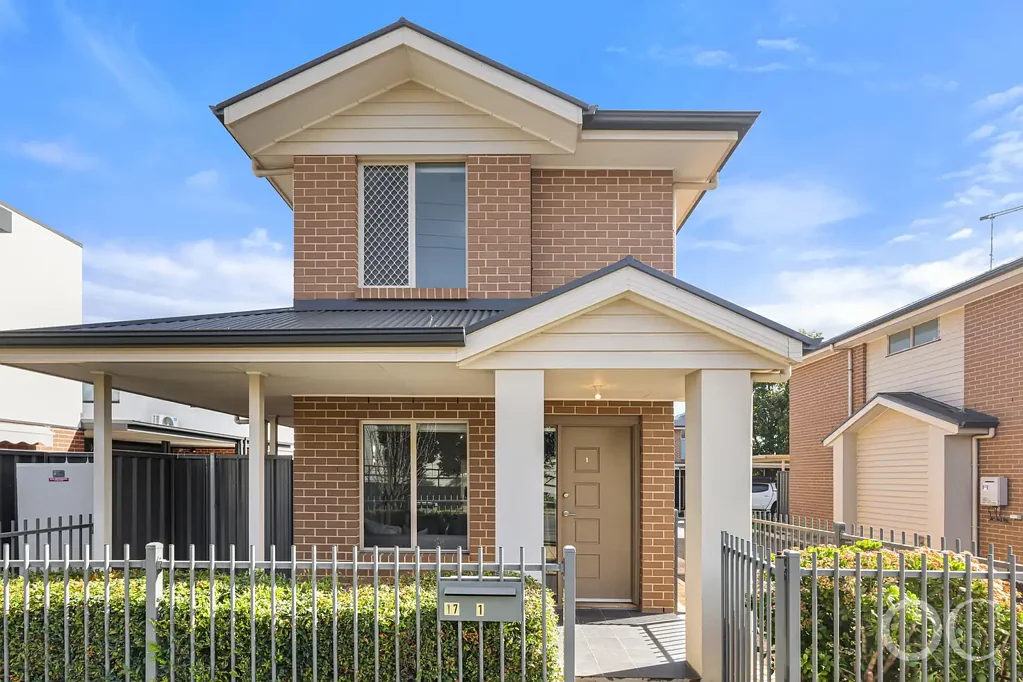 Morphett Vale 2房  Open the Door to  Effortless, Standalone Townhouse Living