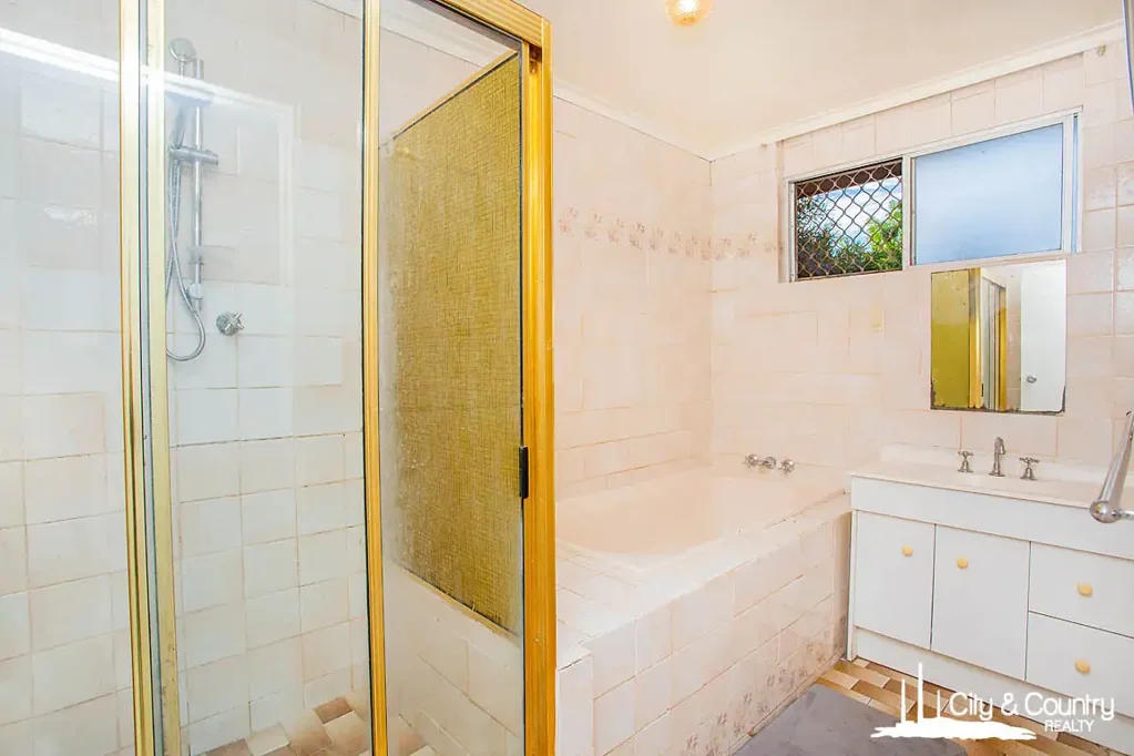Rush Into Rosella!