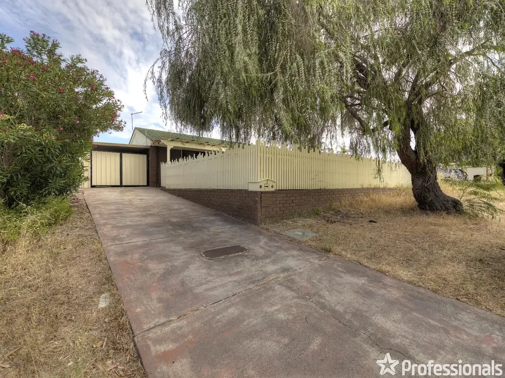 Forrestfield 3 Slaapkamer Investor or First Home Buyer - Move In Ready!!
