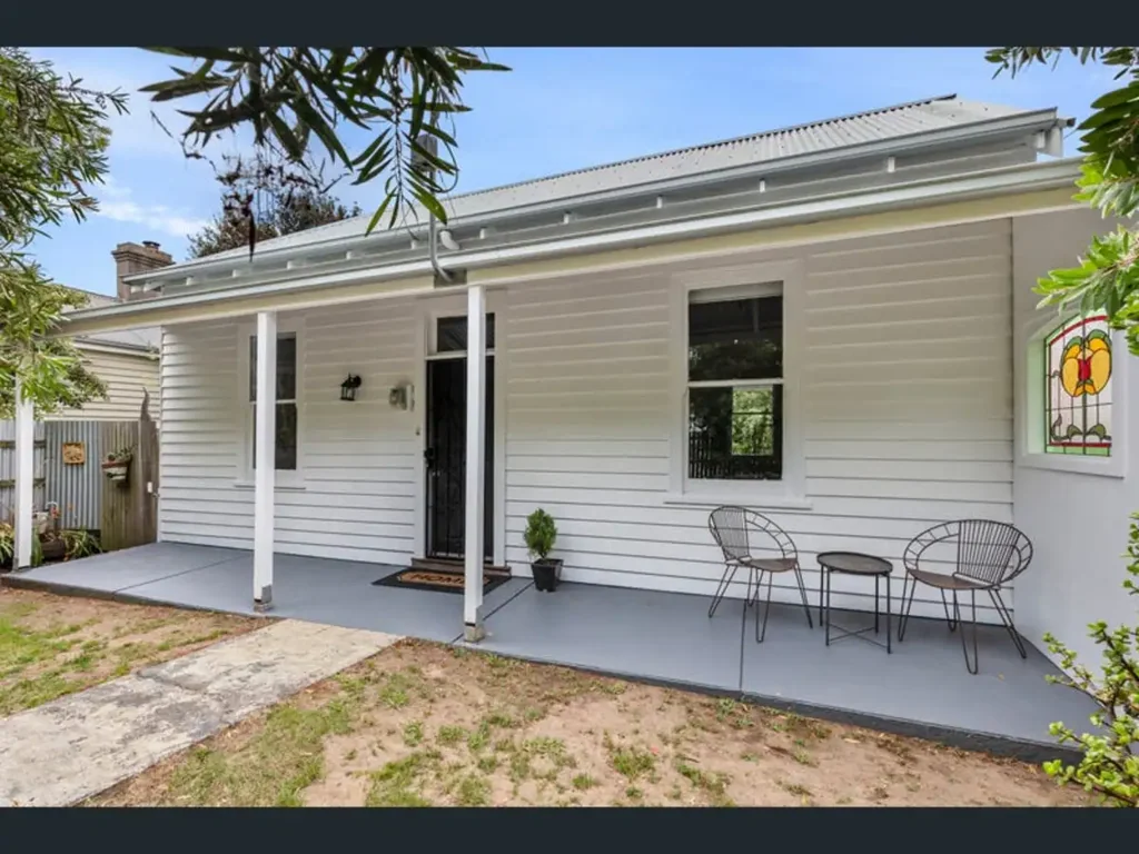 Private One bedroom, One Study Home