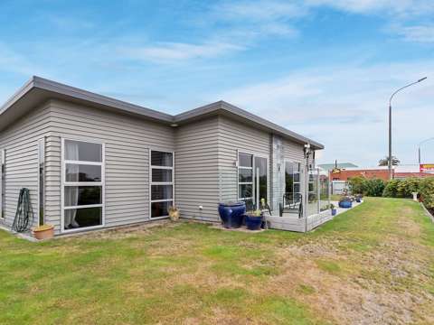Seaview 3房  Top Quality, Convenient Location.