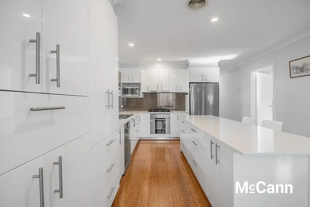 Wanniassa 3침실 Modern, energy efficient home