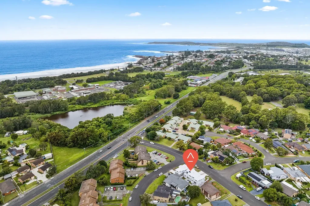 2/1 Blackbutt Way, Barrack Heights, NSW 2528