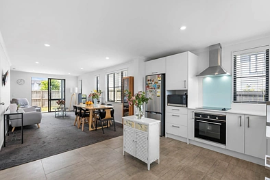 17 Saddleback Crescent, Papakura, 3 Schlafzimmer, 1 Badezimmer, Townhouse