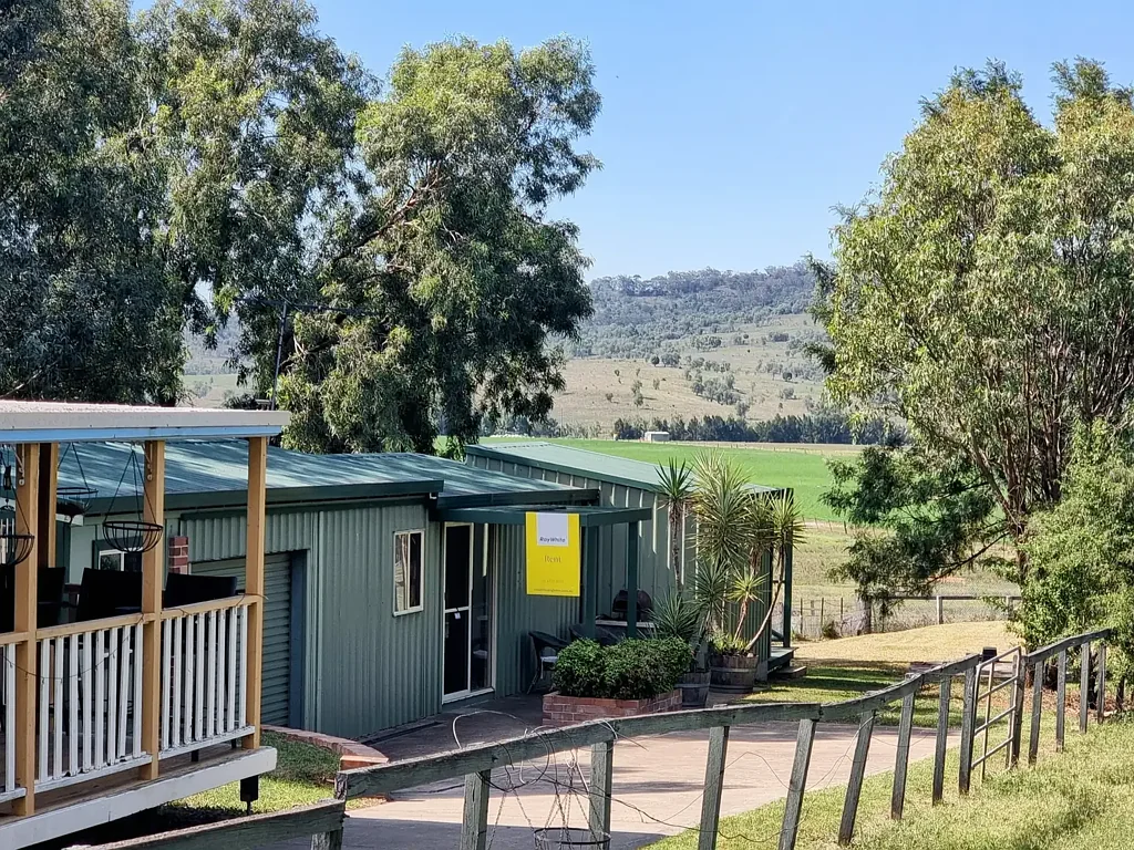 JERRYS PLAINS - Self contained living