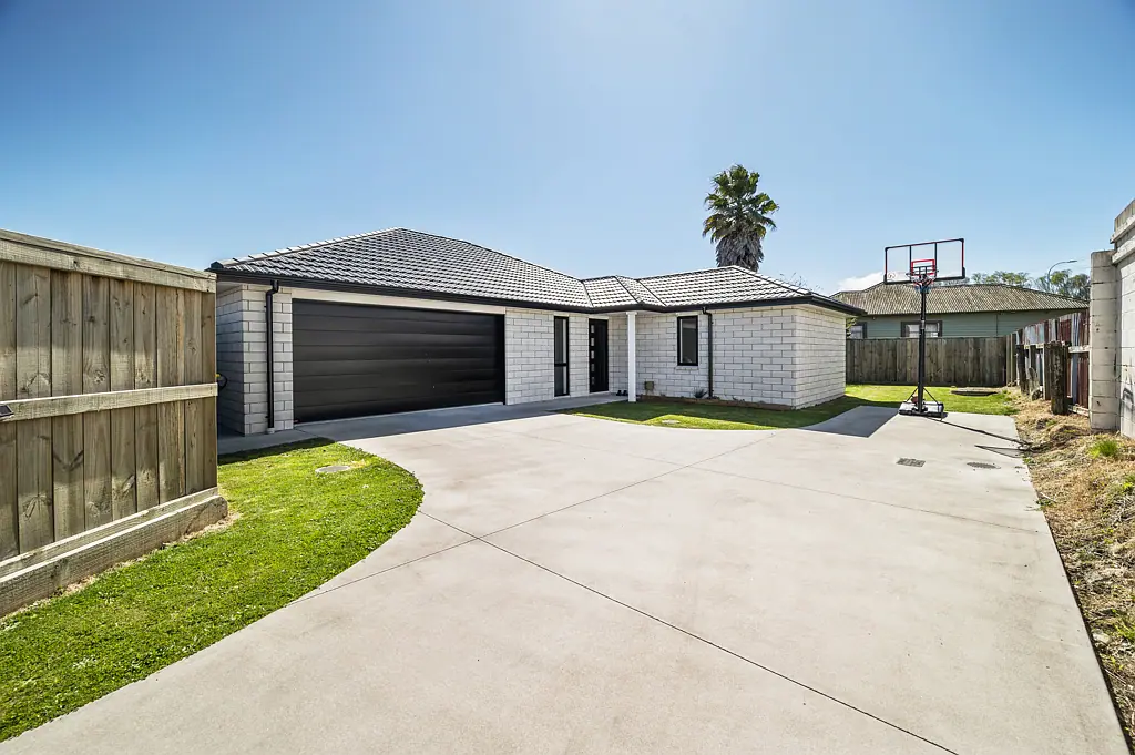 Hannahs Bay 4ਬੈੱਡਰੂਮ Modern Living Awaits