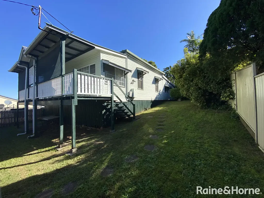 SPACIOUS HOME FOR RENT