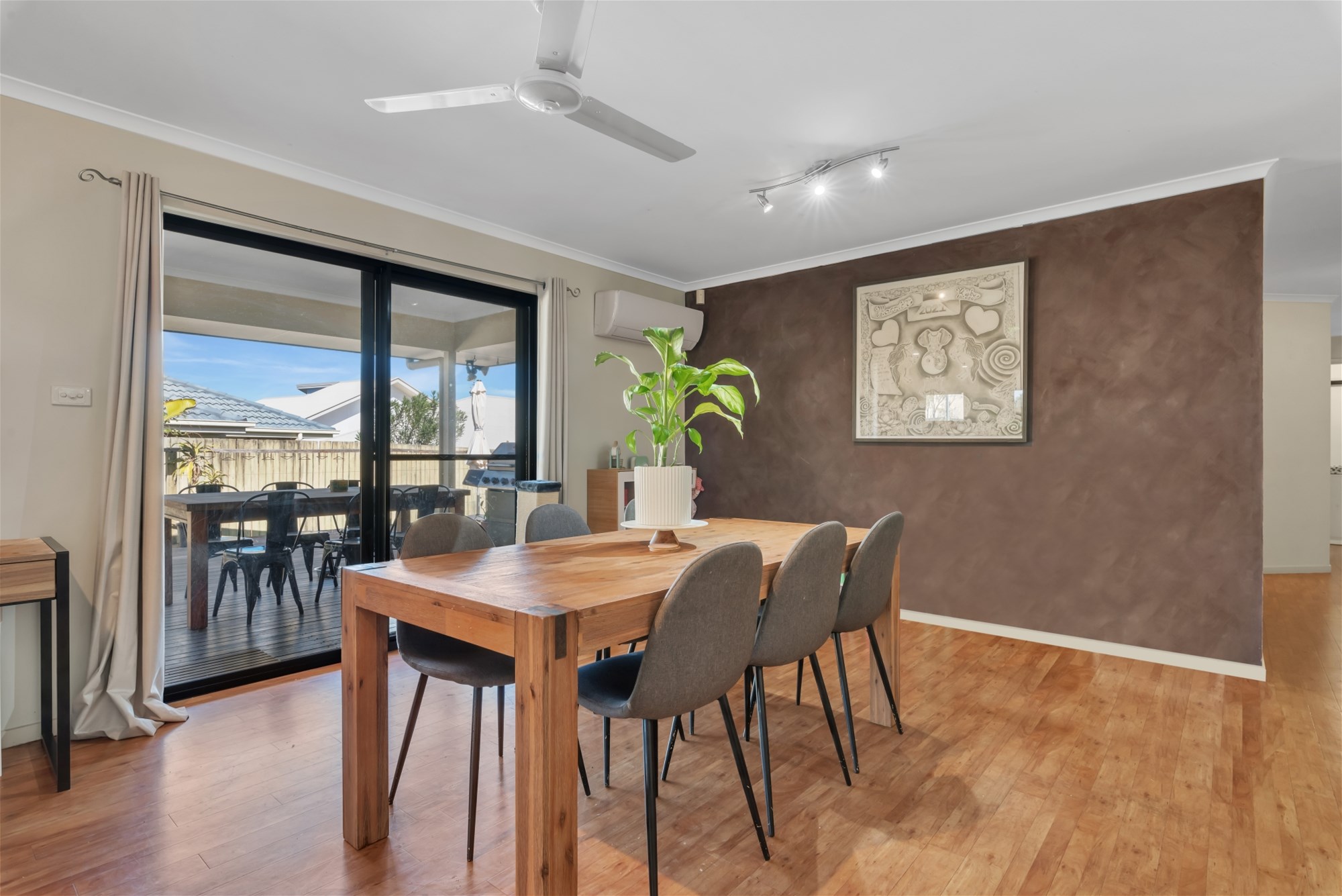 2 WIDGEE PL, CALOUNDRA WEST QLD 4551, 0 غرف, 0 حمامات, House