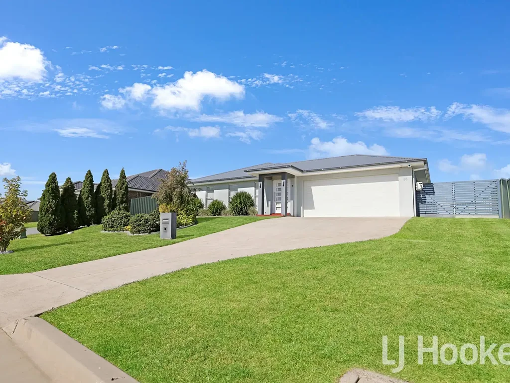 60 Westbourne Drive, Llanarth, NSW 2795