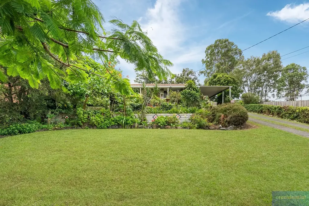 24 Avonmore Street, Edens Landing, QLD 4207