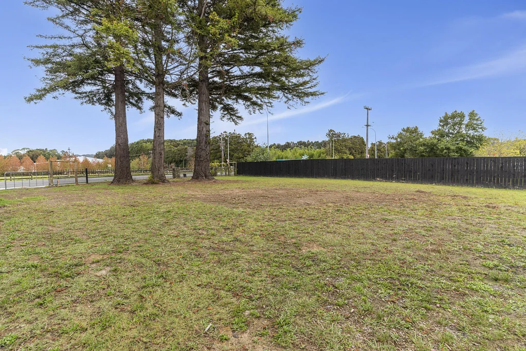 Riverhead  Easy Build 600m2 Approx- Present all Offers