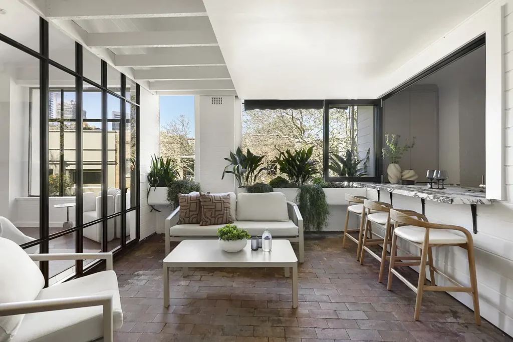 Chippendale 3Kwarto Elegantly renovated warehouse with house-like proportions