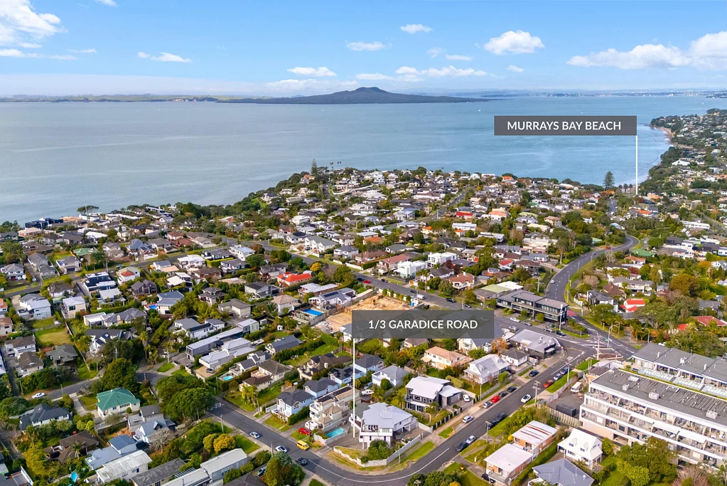 1/3 Garadice Road, Rothesay Bay, North Shore City, Auckland