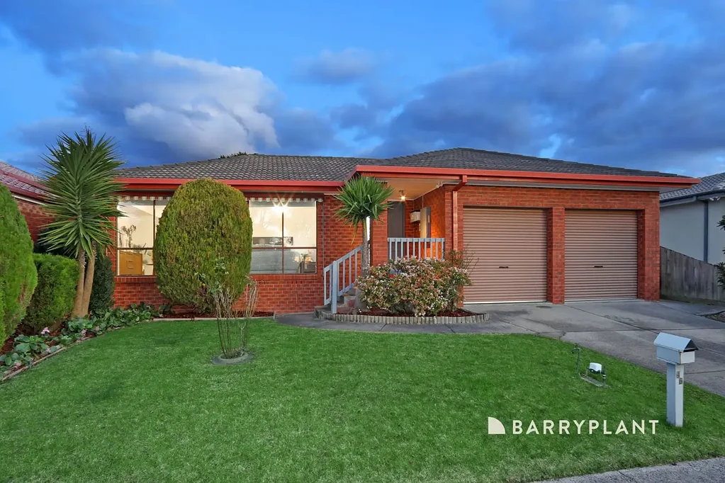 Lysterfield 3房 正对 Barry Reserve 的时尚家庭生活 Stylish Family Living Opposite Barry Reserve