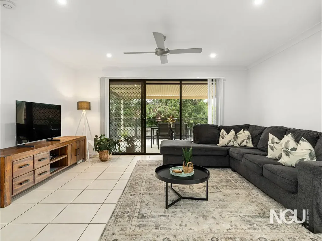 8 Vedanta Drive, Springfield Lakes, QLD 4300