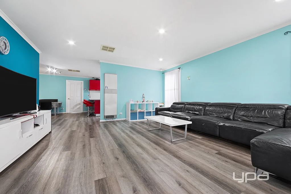 15 Leckie Drive, Albanvale, VIC 3021