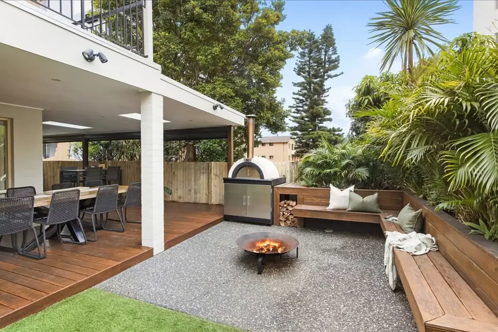 Spacious Townhouse in a Prime Wollongong Location