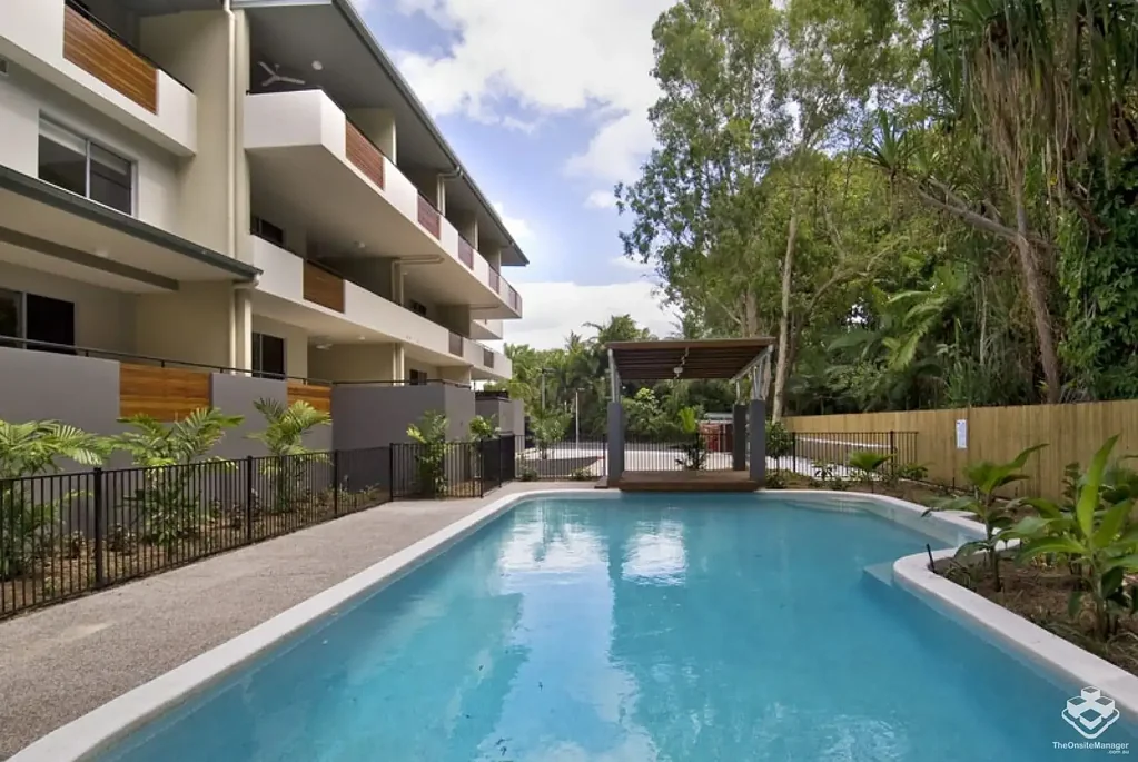 Yorkeys Knob 2Moenga OFFERS OVER $410,000. STUNNING 2 BED 2 BATH APARTMENT