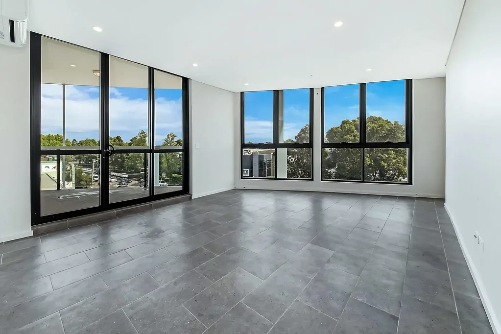 Modern Open Living Apartment In Ideal Location