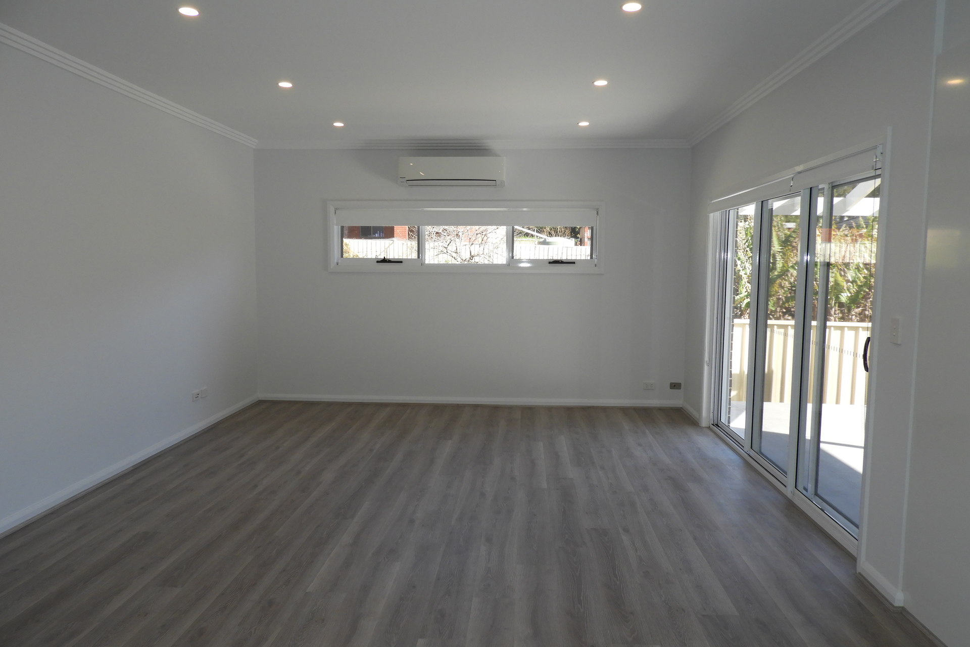 22 HEASLIP ST, CONISTON NSW 2500, 0房, 0浴, Townhouse