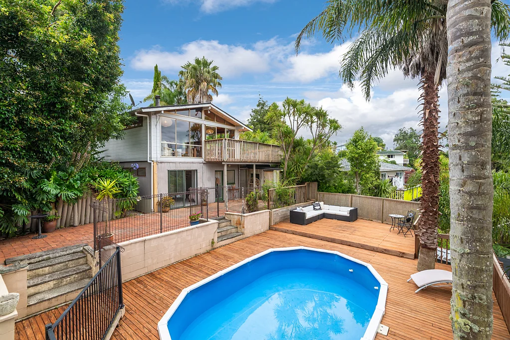 105 Kia Ora Road, Beach Haven, North Shore City, Auckland