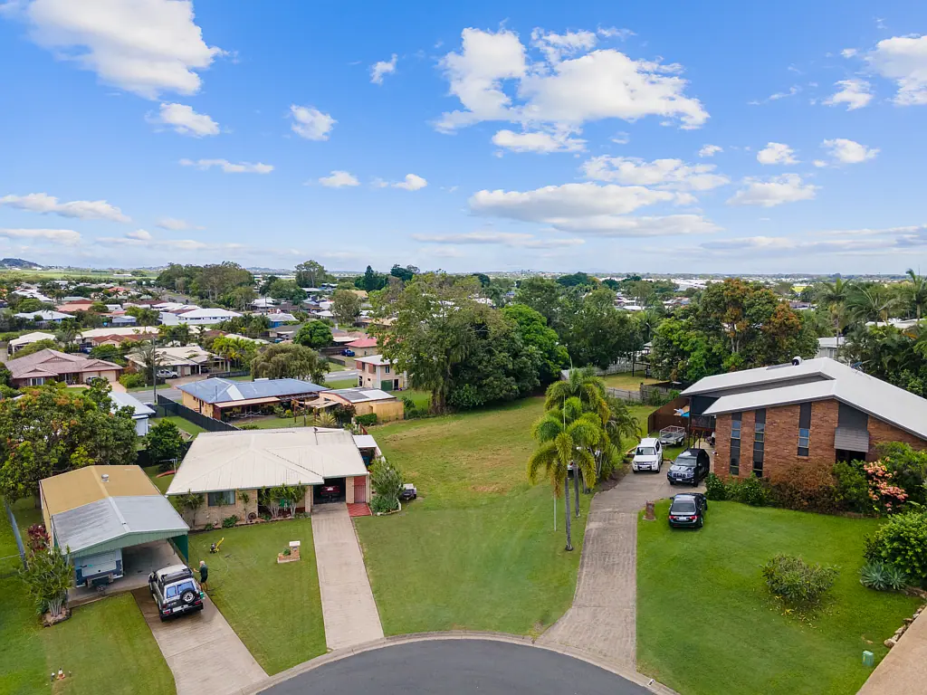 15 Grevillea Drive, Glenella, QLD 4740