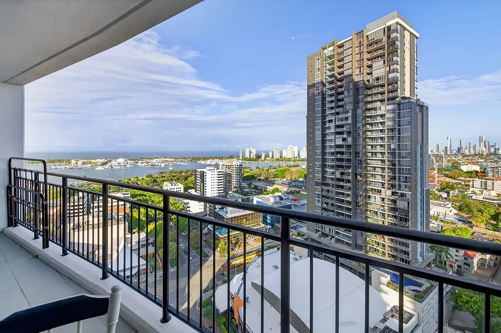 21903/5 Lawson Street, Southport, QLD 4215