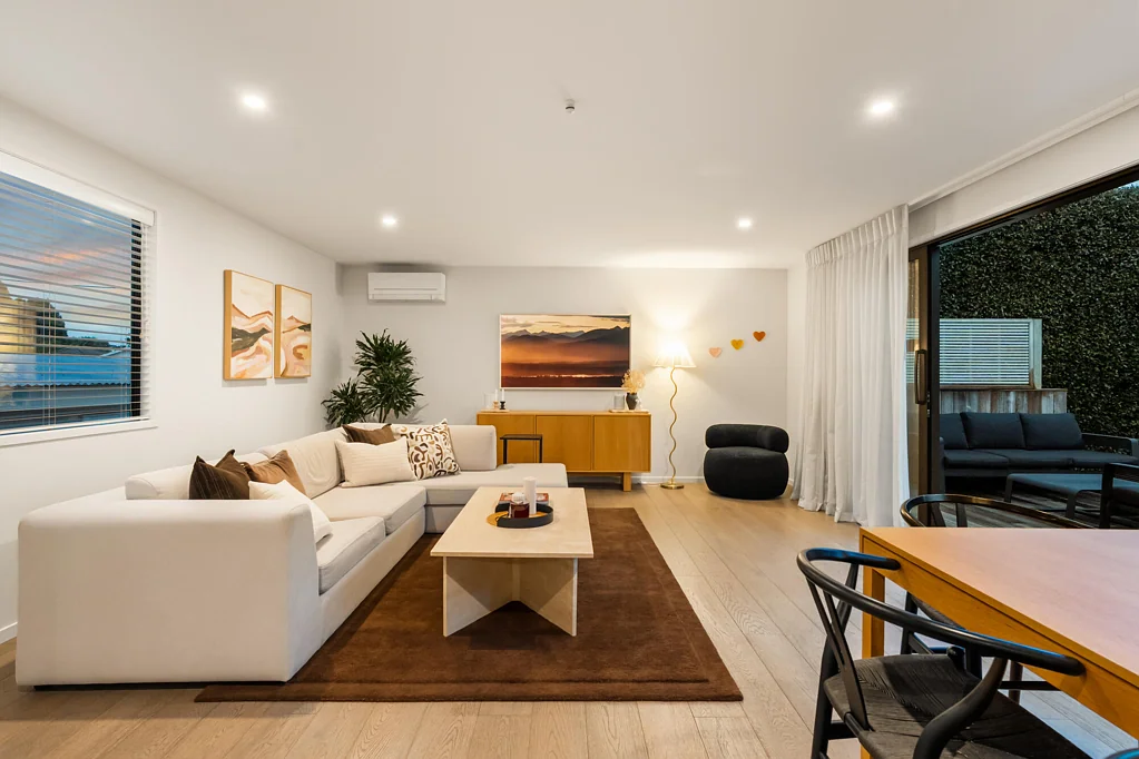 Mount Albert 4غرفة نوم Fully Renovated, Freehold, Family Living
