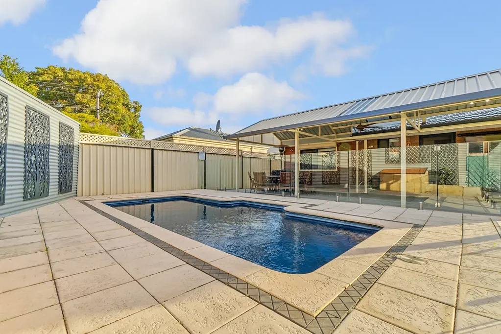 57 Moira Avenue, Forrestfield, WA 6058