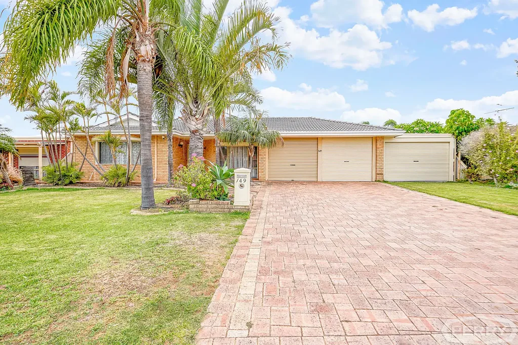 Meadow Springs 4房  IMMACULATE OAKMONT AVE RESIDENCE AND A BIG POWERED SHED