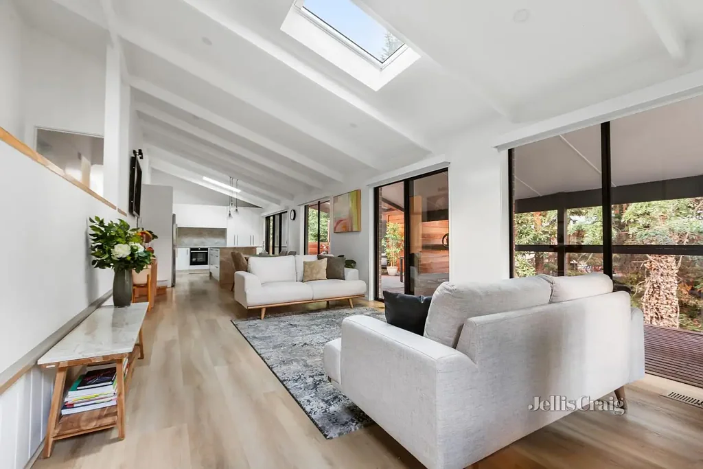 5 Roslyn Court, Eltham North, VIC 3095