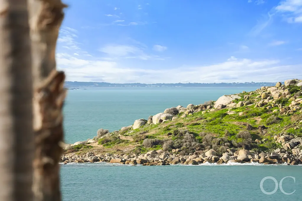 Encounter Bay 1Phòng ngủ Open the Door to Panoramic Ocean Views, Effortless Income and Coastal Luxury